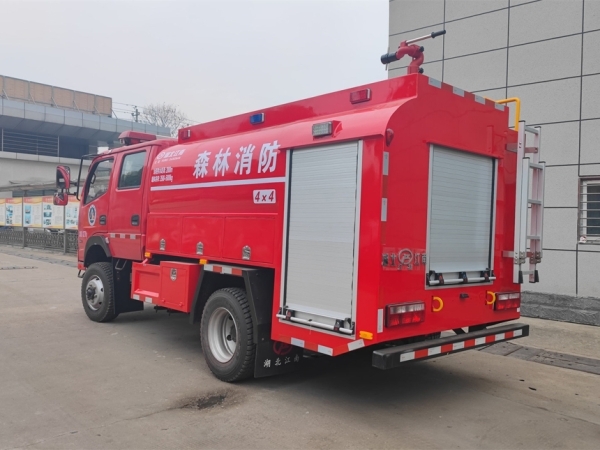 東風四驅遠程供水車